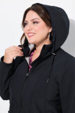 moteriska flisine ilga striuke su gobtuvu