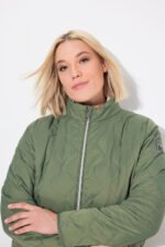 zalsva dygsniuota striuke moterims didelis dydis