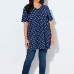 melyna ilga tunika su baltais taskais ir klostemis