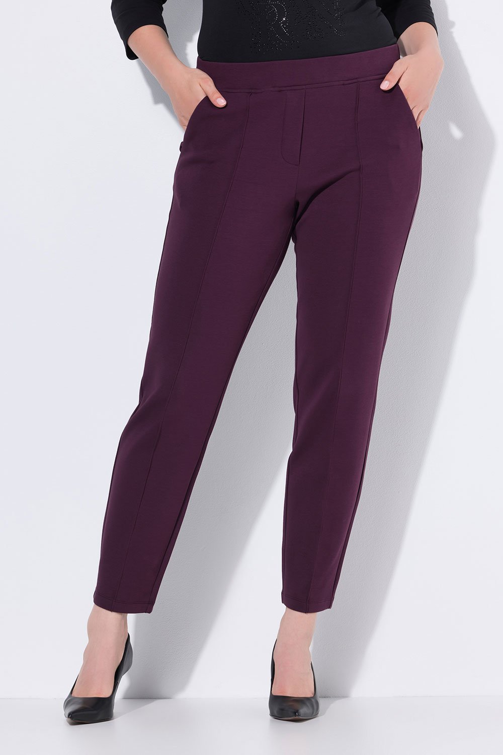 812761543_model_g_01 bordo spalvos kostiumines kelnes moterims